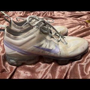 2019 Vapormax limited color white/lavender/silver. Detail pictured